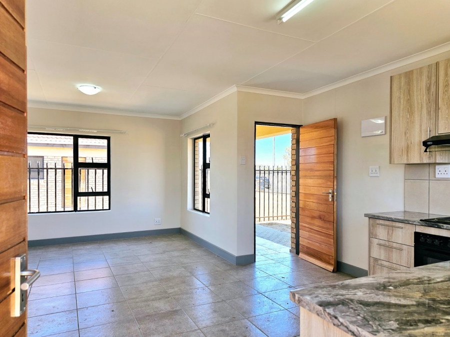 2 Bedroom Property for Sale in Heidedal Free State